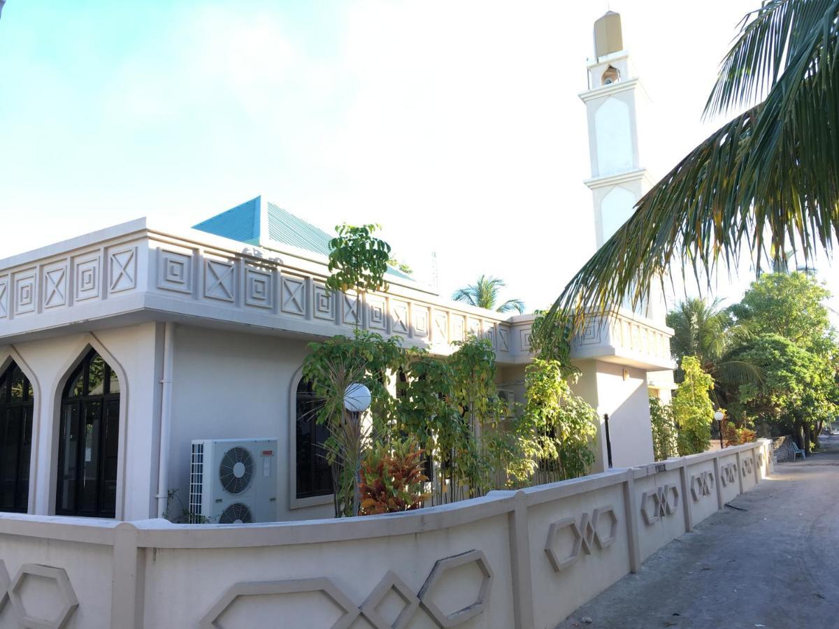 Treasure Island Lodge Huraa Exterior foto