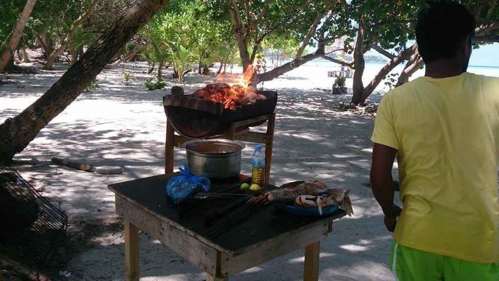 Treasure Island Lodge Huraa Exterior foto